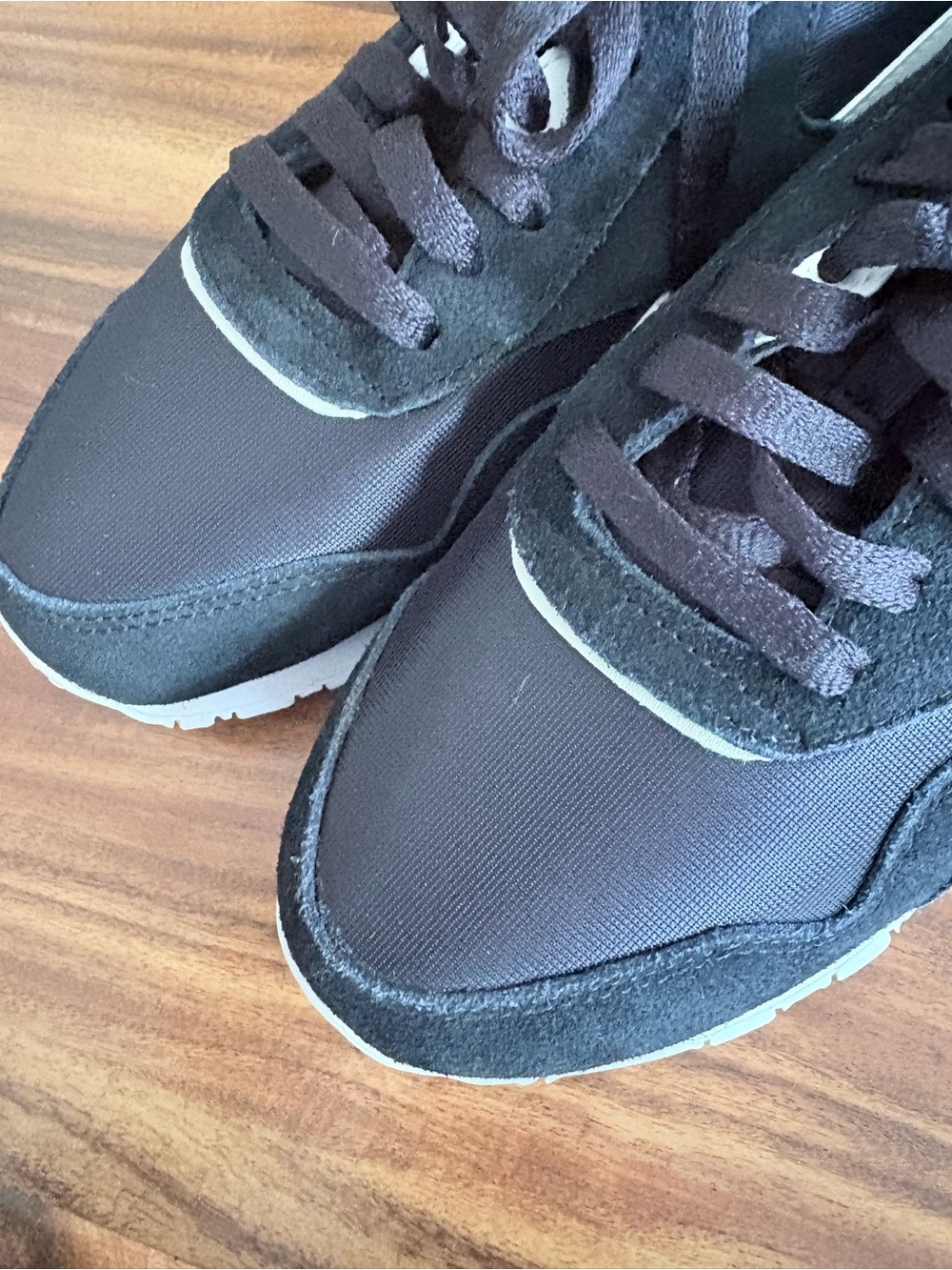 NEW Reebok Women’s Classic Nylon Shoes In Black 8.5 39 Leather Sneakers - Picture 8 of 13